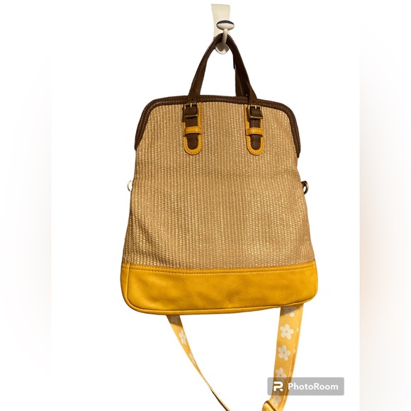 Fossil Crossbody Rattan Bag - Picture 4 of 11